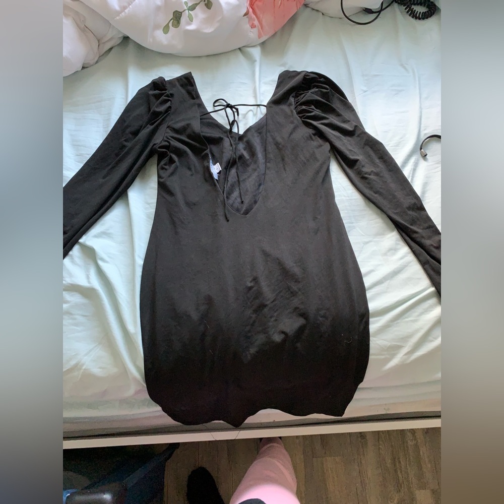backless long sleeve dress